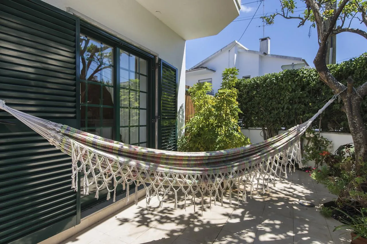 Lemon Tree | Cascais Holidays